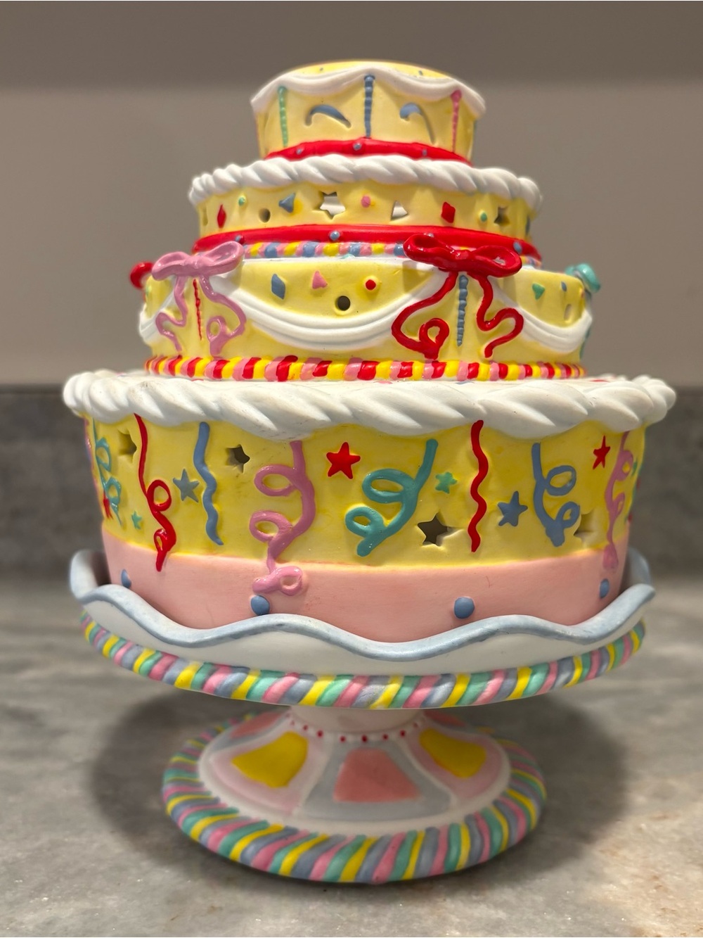 Retired PARTYLITE Tiered Birthday Celebration Cake Tealight Candle Holder P7326